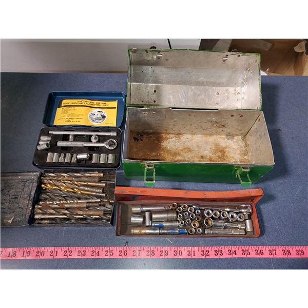 GREEN LUNCHBOX FILLED W/ DRILL BITS & SOCKETS