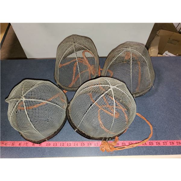 4 HORSE MUZZLE BASKETS
