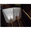 Image 2 : 2x Metal Shovels