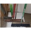 Image 2 : LOT OF WELL USED LANDSCAPE RAKES, BROOM, OTHERS