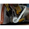 Image 2 : LOT OF PAINTING AND DRYWALL TOOLS