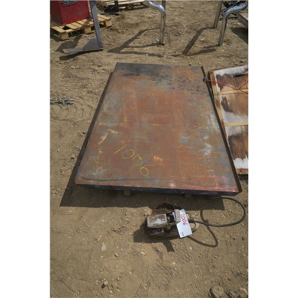 Shop Lift - Pneumatic - 79x46 1/2"