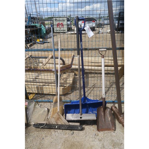 Yard Tools - Shovels, Brooms, Etc.