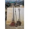 Image 1 : Yard Tools - Rakes, Hoe, Shovel