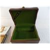 Image 3 : Jewelry box + cigar box