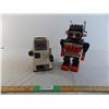 Image 1 : Chatbot + other vintage robot