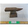 Image 1 : cast iron anvil - antique - 10" total length