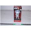 Image 1 : Star War Bobble head Figure