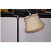 Image 2 : *Vintage Floor Lamp