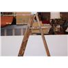 Image 2 : Vintage Wood Ladder
