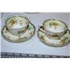 Image 5 : Teacups and saucers 9 plates 6 cups