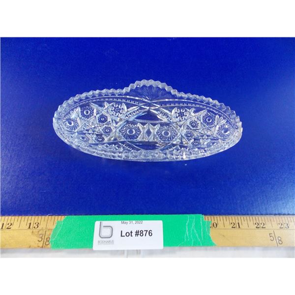 Carved glass tray/dish with pinked edges (1960's) - 3.5 x8 