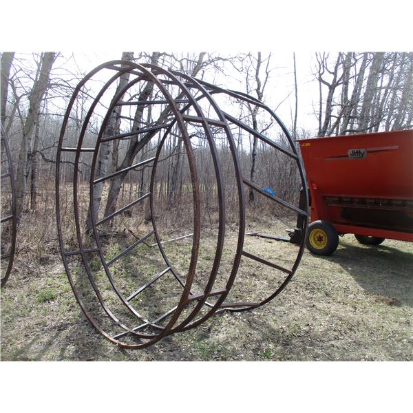 Cattle Feeder - round 1.25 Inch Tubing