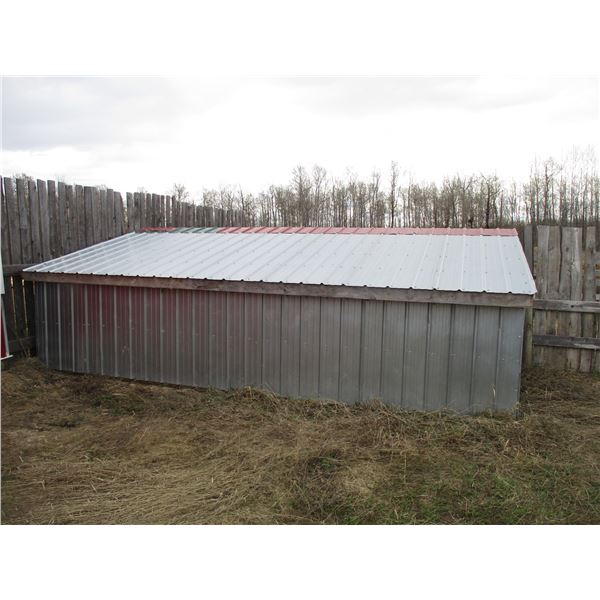 16x8 framed building with tin sided roof - 2x4 on skids