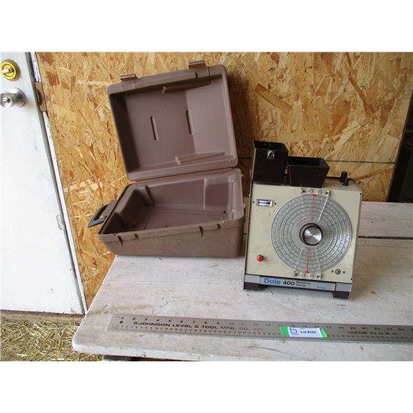 Dole 400 grain moisture tester with case