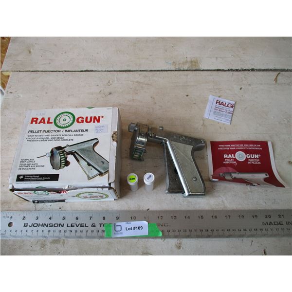 Pellet injector ral gun