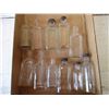 Image 2 : (11) Clear bottles