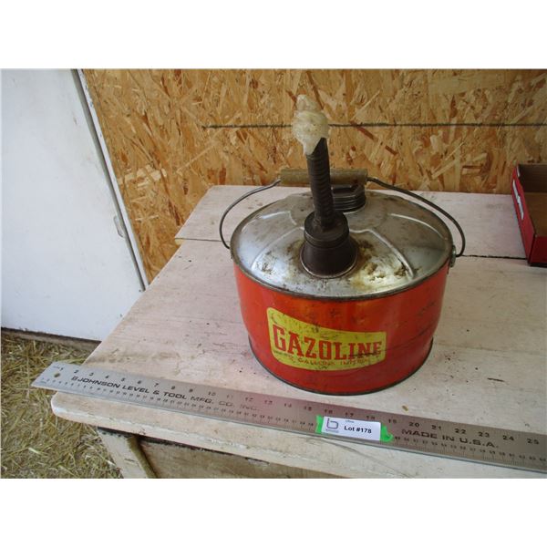 Gazoline gas can