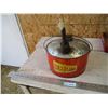 Image 1 : Gazoline gas can