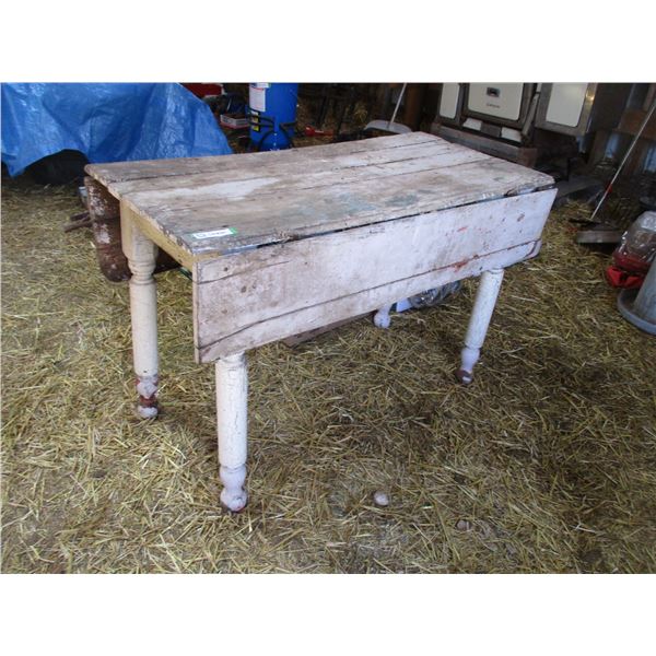 Wooden table with open leafs - 40x44