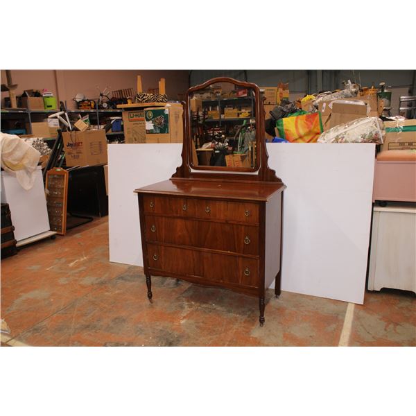 Antique Dresser + Mirror - 39x20x37 (mirror 24x28)