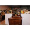 Image 4 : Antique Dresser + Mirror - 39x20x37 (mirror 24x28)