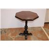 Image 2 : Pedestal parlour table - 24x30