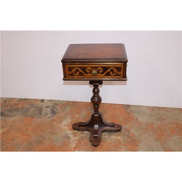 Pedestal Side table with drawer - 18x14