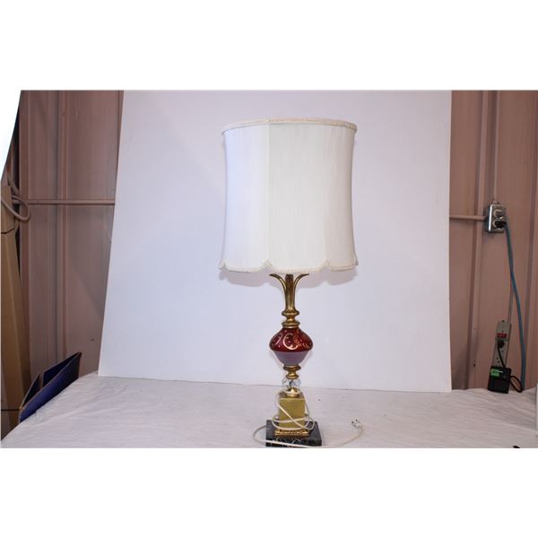 32” Lamp (working)