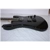 Image 5 : *Dean electric guitar in roadrunner case (glossy black) – SN 10060369