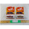Image 1 : (2) Hot Wheels Classics - 1970 Plymouth Roadrunner Red + Gold