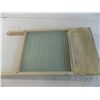 Image 4 : Vintage washboard (economy glass)