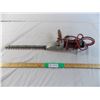 Image 1 : Sunbeam hedge trimmer - working