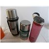 Image 2 : Thermoses and lunch kits