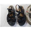 Image 2 : 3 pairs of womens shoes