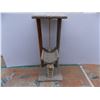 Image 1 : *Cat scratcher post 50" tall