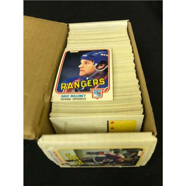 1981-82 O-PEE-CHEE HOCKEY CARD LOT