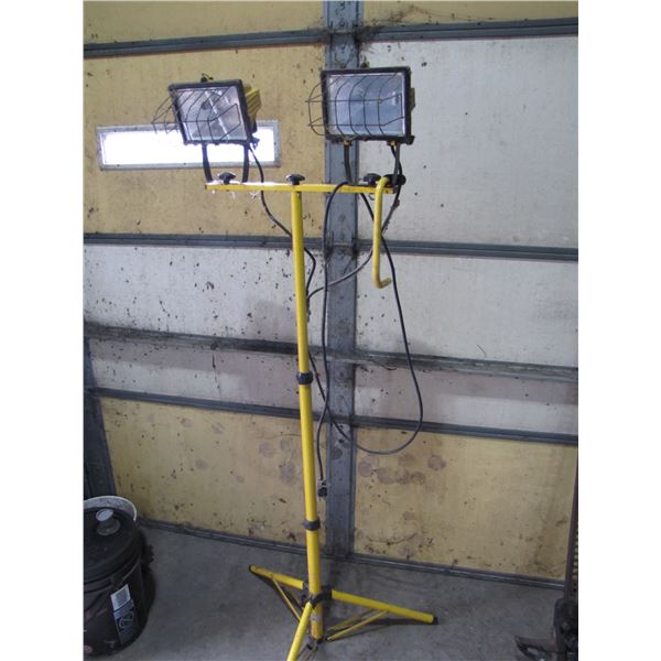 Halogen light stand