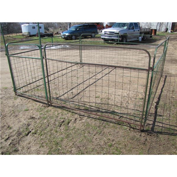 10' small animal pen w/ gate