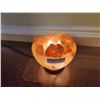 Image 2 : Beautiful Pink Himalayan Salt Lamp
