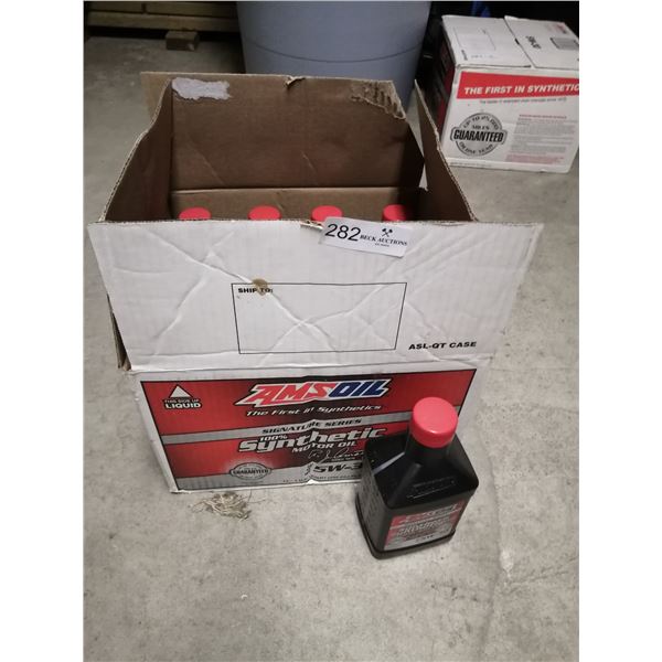 12 x 1 Qt Bottles of 5W-30 AMSOIL 100% Synthetic Motor Oil