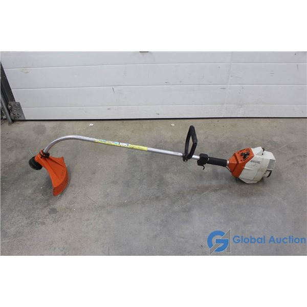 **Stihl FS36 Gas Powered Weed Wacker - Pulls Over