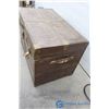 Image 4 : **Vintage Trunk w/Tray