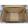 Image 6 : **Vintage Trunk w/Tray