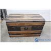 Image 1 : **Vintage Trunk