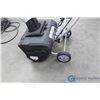 Image 7 : **Yardworks Electric Snow Blower