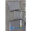 Image 2 : (3) Water Bottle, Desk Lamp and Dish Scrubbies