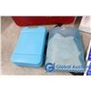 Image 4 : Red Cooler WIth Freezer Packs