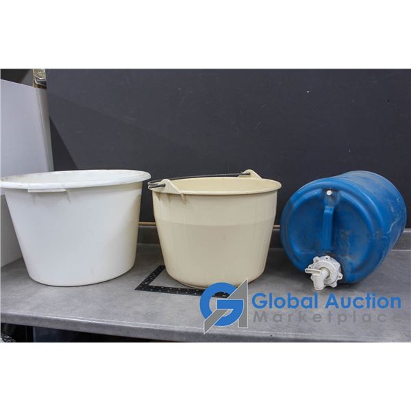 Plastic Wash Tub, Pail and Water Jug w/Spigot