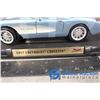 Image 2 : Die-cast 1957 Chevrolet Corvette